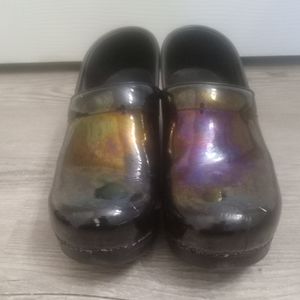 Dansko Clogs Size 7